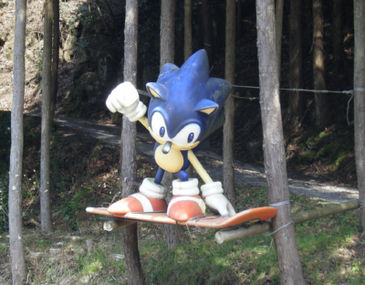 Mysterious sonic statue